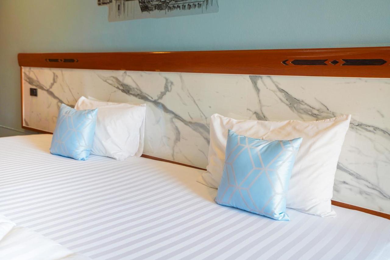 Mayfa Hotel - Sha Extra Plus Phuket Eksteriør bilde